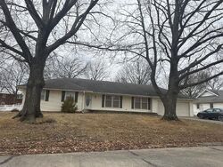  Summit St, Chillicothe MO