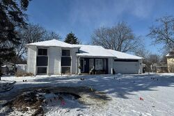 Pre-foreclosure in  RHODE ISLAND DR N Minneapolis, MN 55445