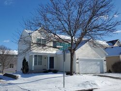 Pre-foreclosure in  EVERGREEN LN Circle Pines, MN 55014