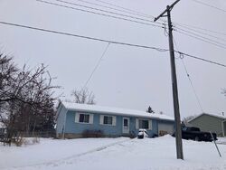 Pre-foreclosure in  NEWLANDER AVE Lindstrom, MN 55045