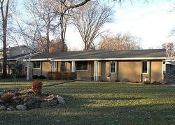  Spruce Ct, Saint Paul MN