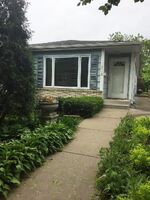 Pre-foreclosure in  GRAND AVE S Minneapolis, MN 55405