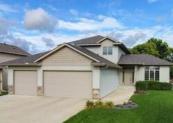 Pre-foreclosure in  TRELLIS ST Jordan, MN 55352