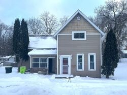 Pre-foreclosure in  W 6TH ST Clare, MI 48617