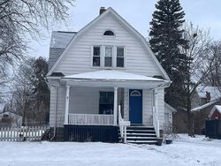 Pre-foreclosure in  N RIVER AVE Alma, MI 48801