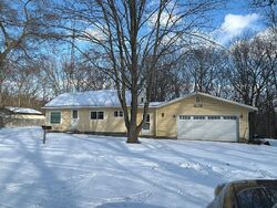 Pre-foreclosure in  KLUG ST Muskegon, MI 49444