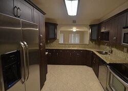  Bobolink Dr, Hialeah FL