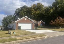 Pre-foreclosure in  VINEMONT DR NW Huntsville, AL 35806