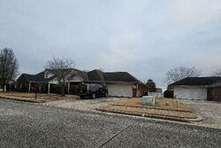 Pre-foreclosure in  BLAKEMORE DR SE Owens Cross Roads, AL 35763