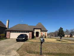 Pre-foreclosure in  SEABIRD CV Carencro, LA 70520