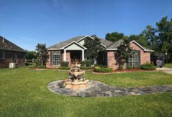 Pre-foreclosure in  KARI DR Prairieville, LA 70769