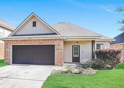 Pre-foreclosure in  HACKBERRY RIDGE AVE Zachary, LA 70791