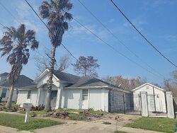  Meraux Ln, Violet LA