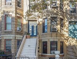 Pre-foreclosure in  WINDSOR PL Brooklyn, NY 11218