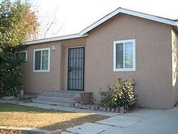 Pre-foreclosure in  TERRACE WAY Bakersfield, CA 93304