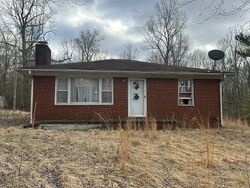  Russell Rd, Utica KY