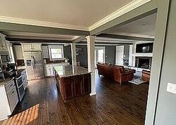 Pre-foreclosure in  ANGELA DR Glasgow, KY 42141