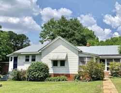 Pre-foreclosure in  5TH ST S Bessemer, AL 35020