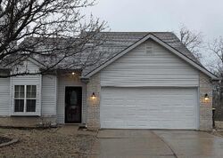 Pre-foreclosure in  LAKERIDGE PL Fort Wayne, IN 46819