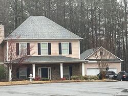 Pre-foreclosure in  BAGLY FOREST DR Powder Springs, GA 30127