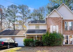 Pre-foreclosure in  RIVERBROOK CT Riverdale, GA 30274