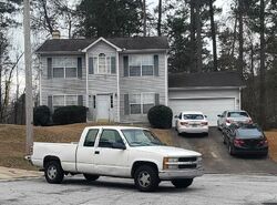 Pre-foreclosure in  TRISHA CT Lithonia, GA 30058