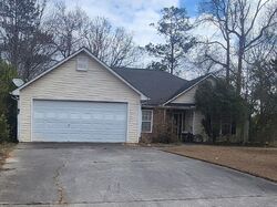 Pre-foreclosure in  PINE BARK DR Villa Rica, GA 30180