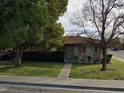 Pre-foreclosure in  MILL ST Selma, CA 93662