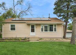 Pre-foreclosure in  W 73RD ST Justice, IL 60458