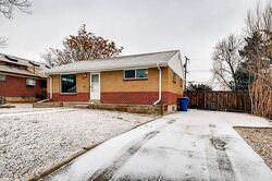 Pre-foreclosure in  LIPAN DR Denver, CO 80221