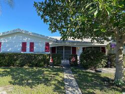  Sw 5th St, Boca Raton FL
