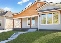 Pre-foreclosure in  DAWSON ST San Antonio, TX 78202