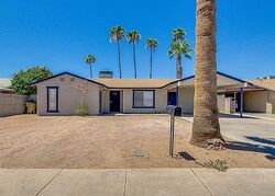 Pre-foreclosure in  N 71ST DR Glendale, AZ 85303