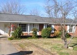 Pre-foreclosure in  2ND ST NE Arab, AL 35016