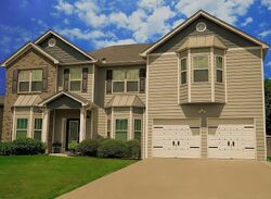 Pre-foreclosure in  RUSTY DR Phenix City, AL 36869