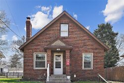  Morton Ave, Des Moines IA