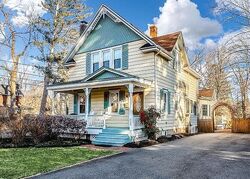 Pre-foreclosure in  MOUNT LUCAS RD Princeton, NJ 08540