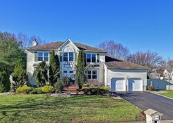 Pre-foreclosure in  MACKENZIE DR Jackson, NJ 08527