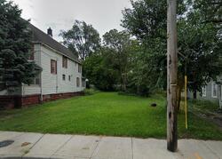 Pre-foreclosure in  E 49TH ST Cleveland, OH 44127