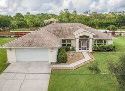 Pre-foreclosure in  HIDEAWAY LN Malabar, FL 32950