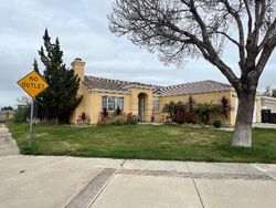 Pre-foreclosure in  CORBETT LN Tracy, CA 95376