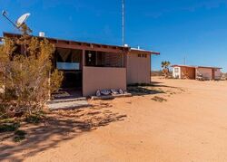 Pre-foreclosure in  LILAC LN Landers, CA 92285
