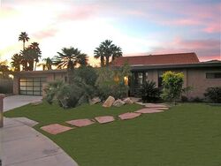 Pre-foreclosure in  E LOMA VISTA CIR Palm Springs, CA 92264