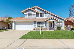 Pre-foreclosure in  SUNGATE DR Palmdale, CA 93551