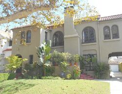 Pre-foreclosure in  S MANSFIELD AVE Los Angeles, CA 90036