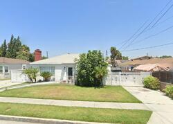 Pre-foreclosure in  MAPLE ST Bellflower, CA 90706