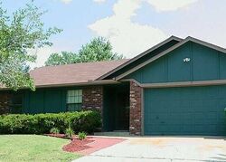 Pre-foreclosure in  E 98TH ST N Owasso, OK 74055