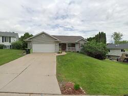 Pre-foreclosure in  RIVERBEND CT Hartford, WI 53027