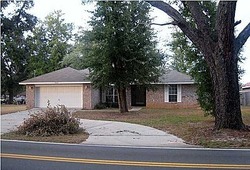 Pre-foreclosure in  DA LISA RD Milton, FL 32583