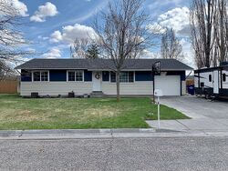 Pre-foreclosure in  NATALIE ST Idaho Falls, ID 83401